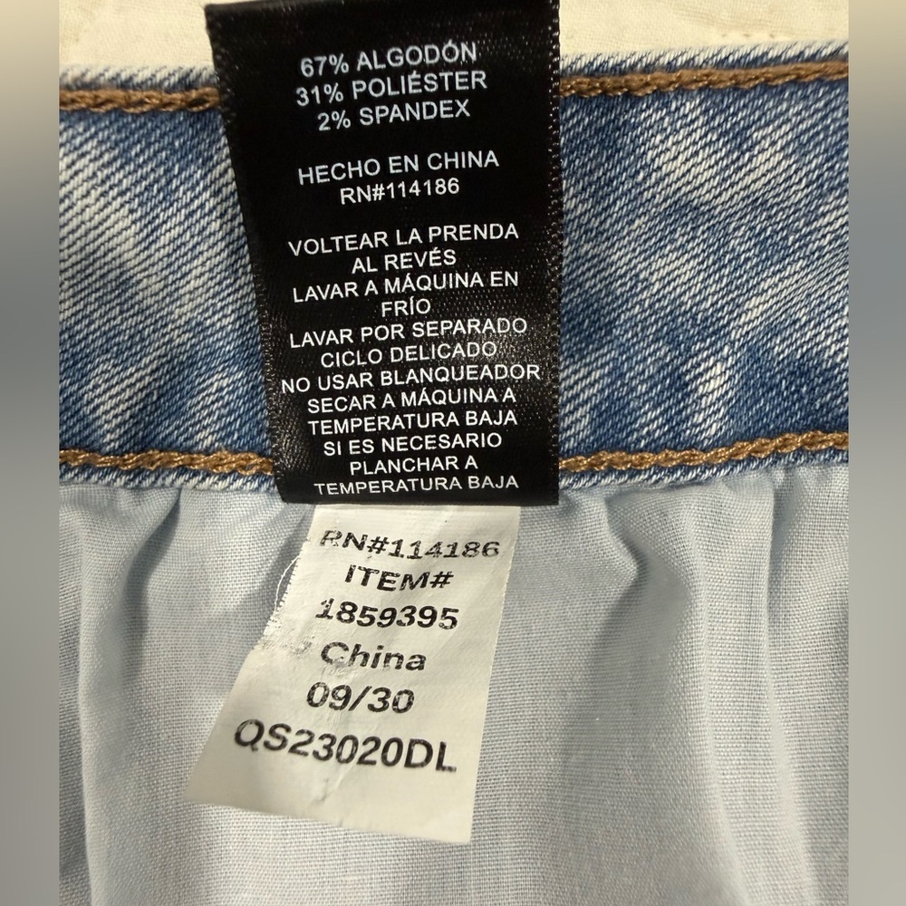 Frye / Women’s Light Blue Jeans / Size 16/34. - Picture 10 of 11